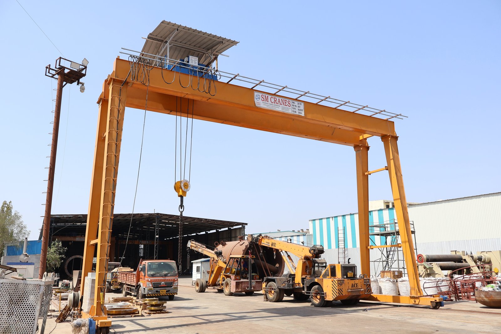 SM Cranes Main Image